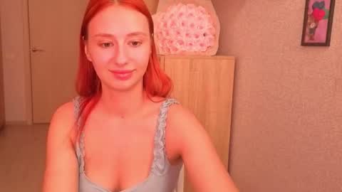 Kristina online show from September 2025 12:07:01 PM