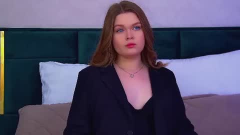 Crystal online show from June 2026 06:30:02 AM