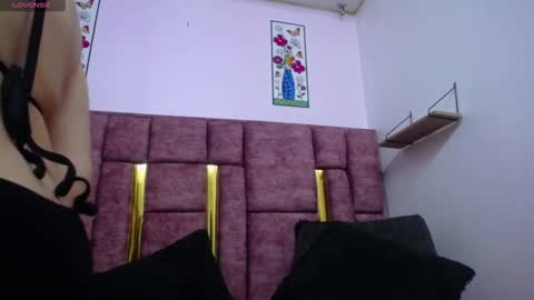 Snapshot of crystaltemptress chatting on January 2026 07:39:01 PM ASHLEY online show from January 2026 07:39:01 PM