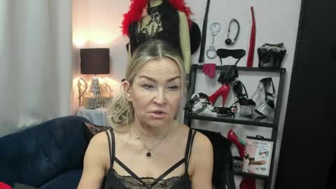 CrystalHotty online show from April 2026 05:29:02 AM