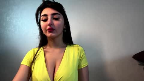 Snapshot of crystlepipkins chatting on May 2026 09:17:02 AM Diana online show from May 2026 09:17:02 AM