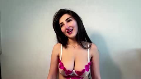 Snapshot of crystlepipkins chatting on June 2026 01:12:02 PM Diana online show from June 2026 01:12:02 PM