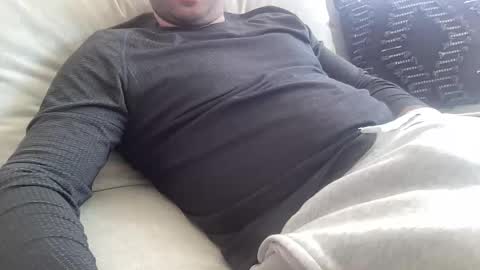 cuckgriff23 online show from March 2026 07:13:02 PM