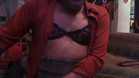 Snapshot of cuckingfunt chatting on December 2025 06:57:02 PM cuckingfunt online show from December 2025 06:57:02 PM