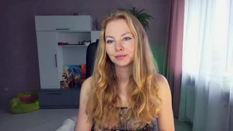 Alexia online show from October 2025 06:47:01 AM