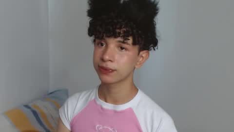 Cuddly online show from December 2024 04:55:02 PM