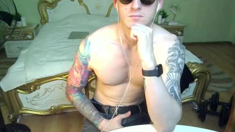 Snapshot of cum_arsen chatting on September 2025 09:29:02 PM Cum Sick online show from September 2025 09:29:02 PM