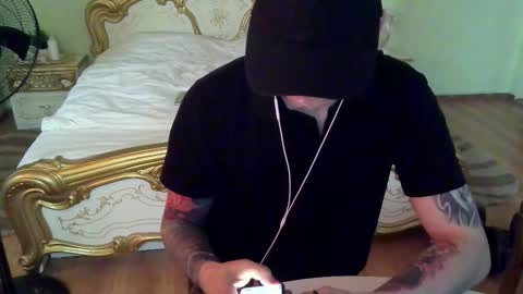 Snapshot of cum_arsen chatting on September 2025 10:41:01 AM Cum Sick online show from September 2025 10:41:01 AM