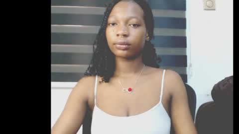 Snapshot of cumebony_petit chatting on May 2026 06:08:02 AM cumebony_petit online show from May 2026 06:08:02 AM