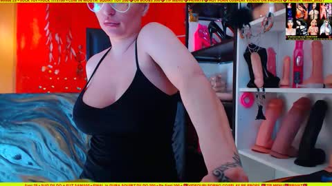 cuminmenowbby online show from October 2025 10:56:02 AM