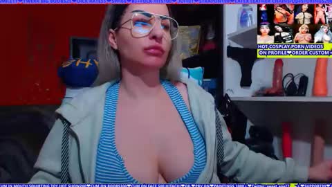 cuminmenowbby online show from April 2026 06:10:01 PM