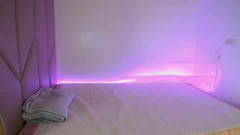 cummingyu online show from February 2025 07:02:01 PM