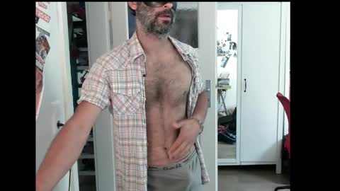 Snapshot of cumshow_x chatting on September 2025 11:33:02 AM Cumshow online show from September 2025 11:33:02 AM