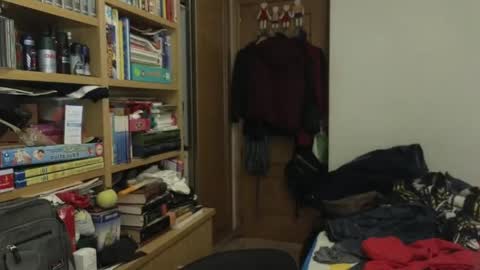 curiosillo1983 online show from April 2026 07:07:02 PM