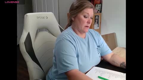 Snapshot of curiouscouple3143 chatting on February 2025 03:03:01 PM curious couple online show from February 2025 03:03:01 PM