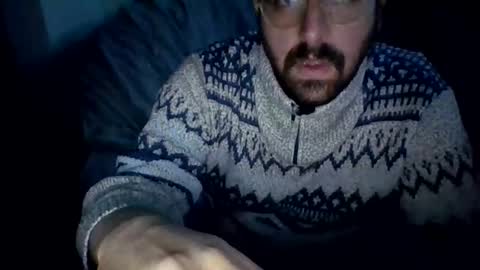 curiouser_guy online show from May 2026 09:49:01 AM