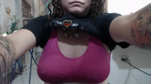 Vannesa online show from April 2026 01:05:02 AM