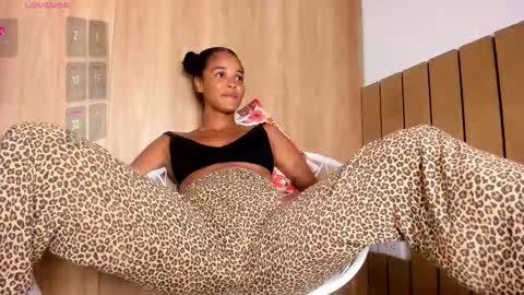 Curly  -  OF- CURLY SWEETT online show from September 2025 11:51:01 PM