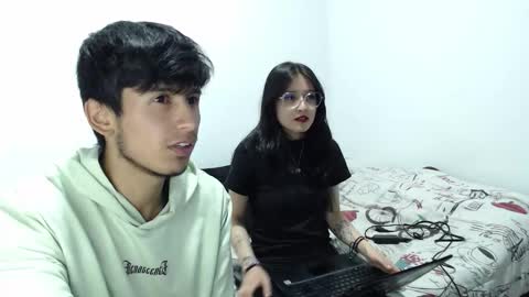 Snapshot of curselovers28 chatting on September 2025 03:19:02 AM curselovers28 online show from September 2025 03:19:02 AM