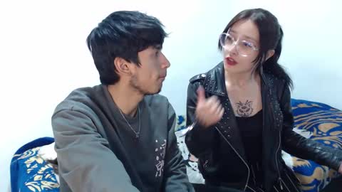 Snapshot of curselovers28 chatting on December 2025 01:43:01 AM curselovers28 online show from December 2025 01:43:01 AM