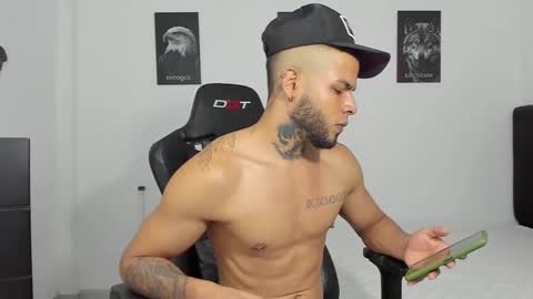 curtis_blake online show from October 2025 06:06:01 PM