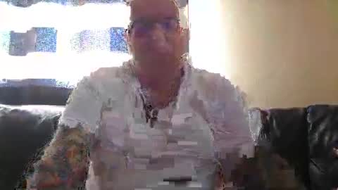 Snapshot of curtus14 chatting on December 2024 08:59:01 AM curtus14 online show from December 2024 08:59:01 AM