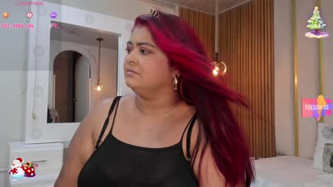 Snapshot of curvy_beauty_ chatting on December 2024 11:40:02 AM Hanna online show from December 2024 11:40:02 AM