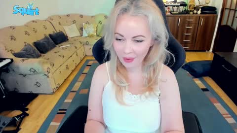 Whitney Lynn online show from March 2025 01:45:02 AM