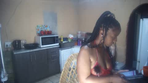 Snapshot of curvypear76x chatting on October 2025 08:47:02 AM curvypear76x online show from October 2025 08:47:02 AM