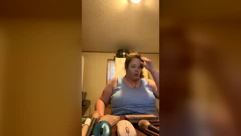 Snapshot of curvyplayday chatting on June 2026 01:05:02 AM dahlia -kim online show from June 2026 01:05:02 AM