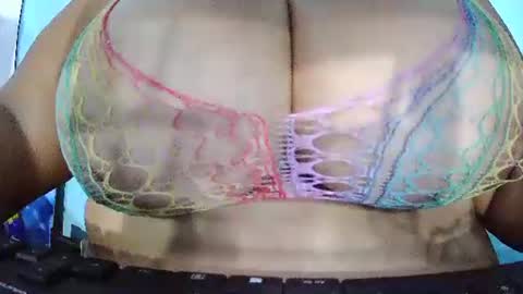 curvysexy_rose online show from April 2026 10:11:02 PM