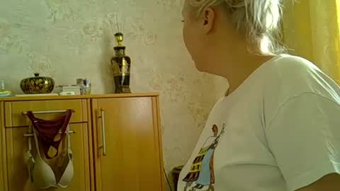 Snapshot of curvywild_lady30 chatting on June 2026 10:59:02 AM Curvy online show from June 2026 10:59:02 AM