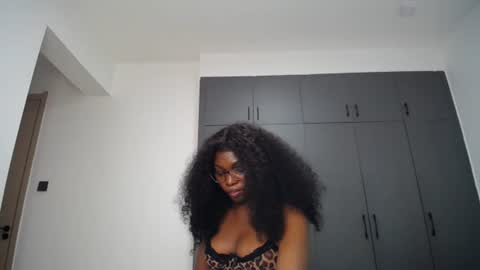 Snapshot of cute_ass18 chatting on July 2026 09:35:02 AM Liya online show from July 2026 09:35:02 AM