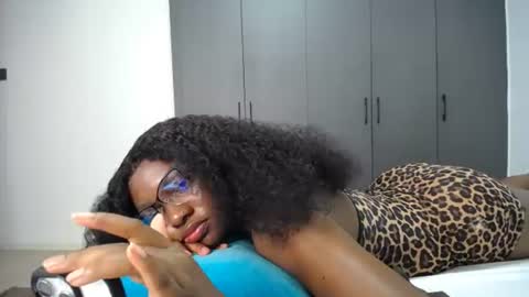 Snapshot of cute_ass18 chatting on July 2026 02:05:17 AM Liya online show from July 2026 02:05:17 AM