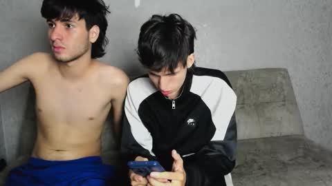 ARTURO-18  MATIAS-18  NIKOLAY-19  HADES-18  GABO-19 online show from October 2025 06:33:01 AM