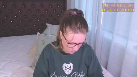Snapshot of cute_darina chatting on July 2026 01:22:01 AM Everyday stream in the same time online show from July 2026 01:22:01 AM