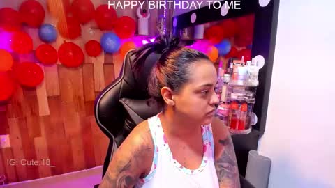    Independent Model online show from October 2025 11:16:02 PM