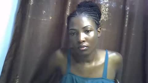 cute_emmy1 online show from December 2025 10:01:01 AM