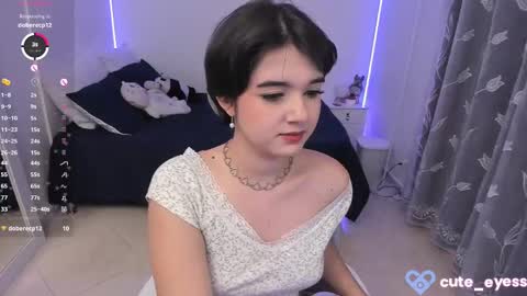 Snapshot of cute_eyess chatting on October 2025 08:26:01 PM Cute online show from October 2025 08:26:01 PM