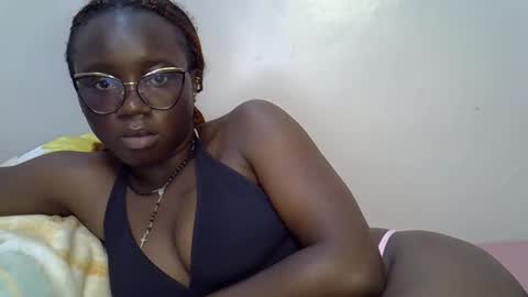 daddysdoll online show from April 2026 07:25:01 PM