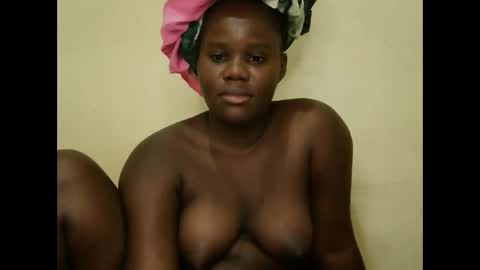 cute_latifah online show from February 2026 10:30:02 PM