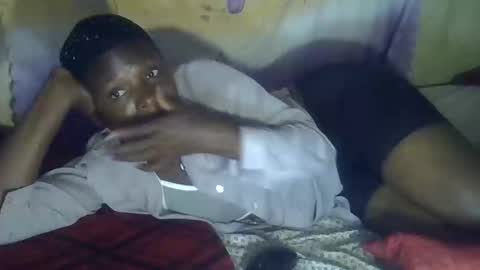 Snapshot of cute_leylah chatting on April 2026 05:54:01 PM cute_leylah online show from April 2026 05:54:01 PM