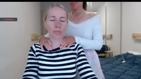 cute_lion_ online show from October 2025 02:56:01 PM