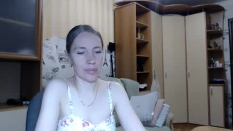 cute_lion_ online show from June 2026 08:35:01 PM