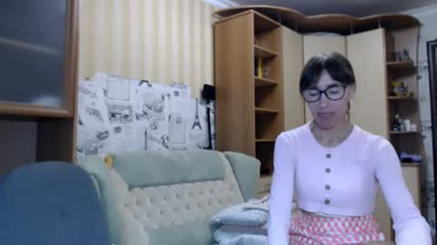 cute_lion_ online show from July 2026 11:50:02 AM