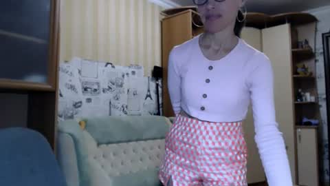 cute_lion_ online show from July 2026 02:13:01 PM