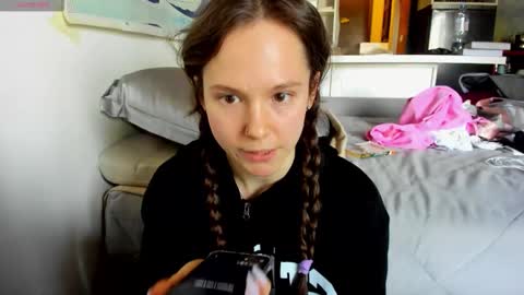 Snapshot of cute_little_ass chatting on March 2026 12:54:02 PM Emily online show from March 2026 12:54:02 PM