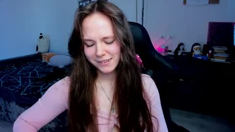 Snapshot of cute_little_ass chatting on March 2026 08:26:33 AM Emily online show from March 2026 08:26:33 AM