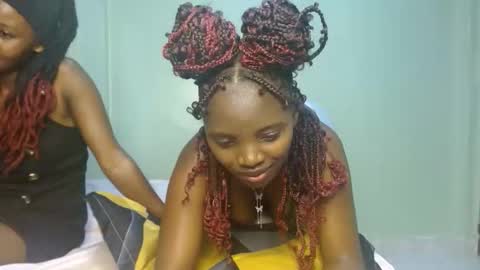 cute_lorna online show from April 2026 02:04:02 PM