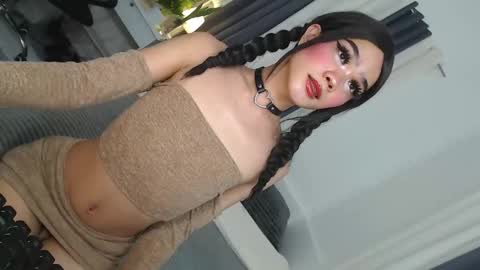 Snapshot of cute_maloi chatting on February 2026 11:02:01 AM Jane online show from February 2026 11:02:01 AM